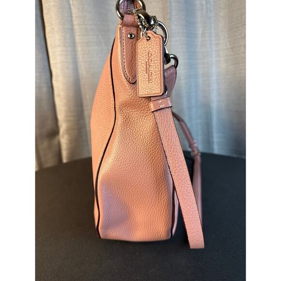 Vintage Coach Lavender Pink Leather Shoulder Bag - Picture 3 of 10